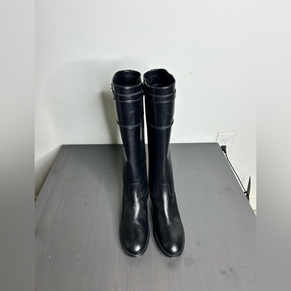 Tod's Women’s Tall Black Boots - Picture 2 of 11